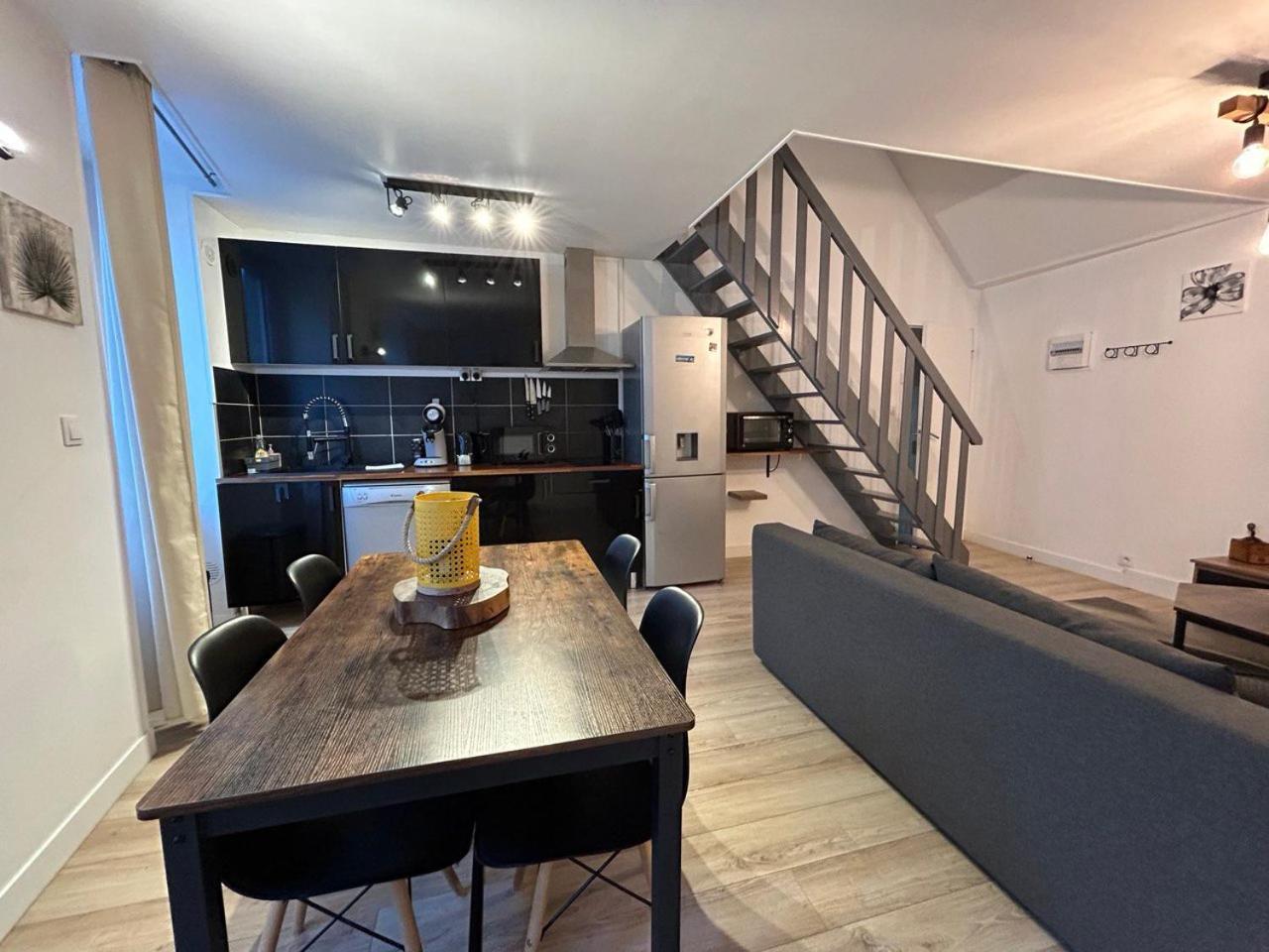 Апартаменты La Casa Tres - Cosy In The Very Centre Port Шербур-ан-Котантен Экстерьер фото